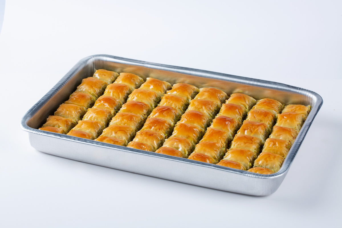 Antep Baklava (1250 G) - Baklava with pistachios.